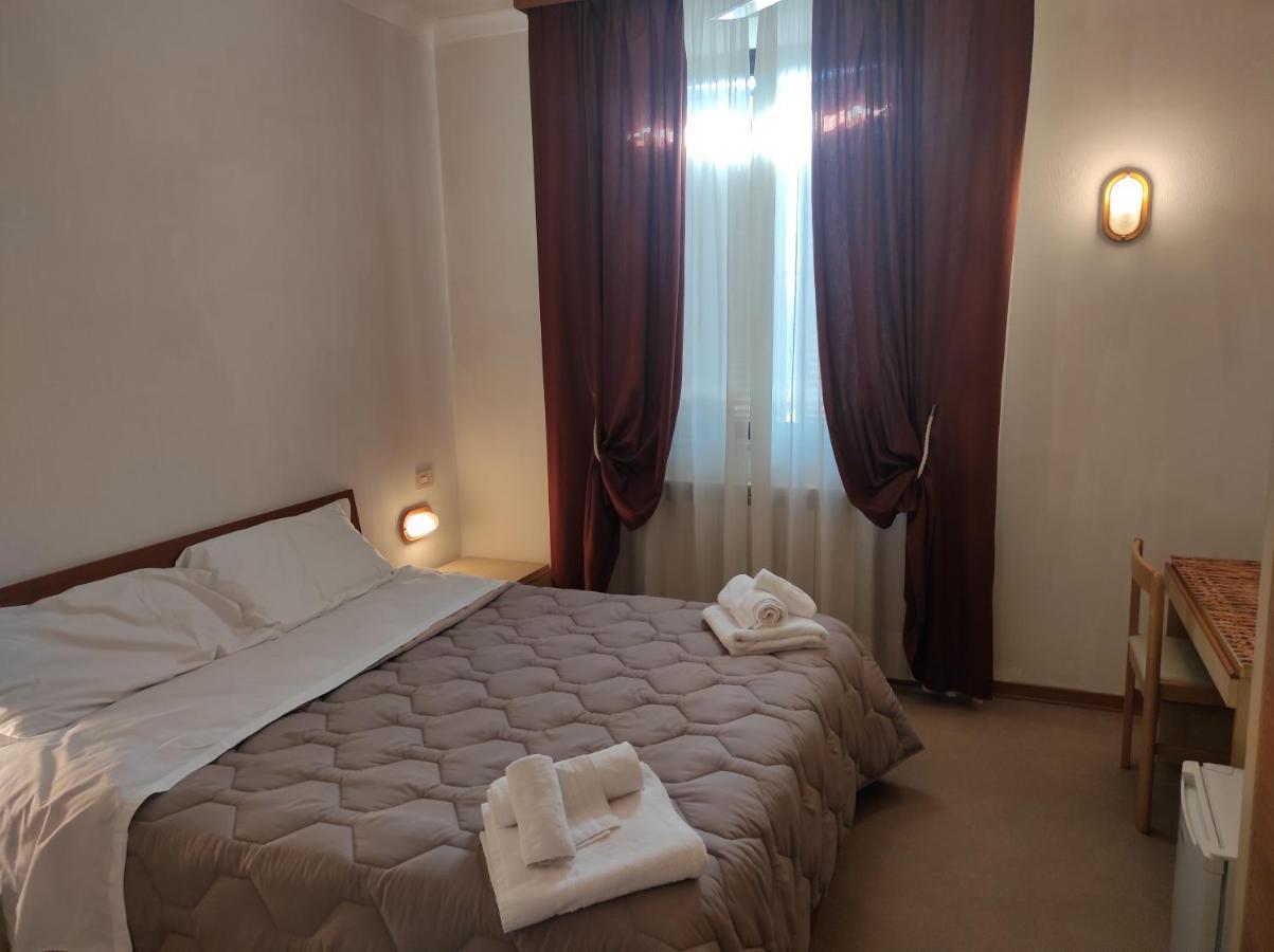 Hotel Centrale Chiusi Værelse billede
