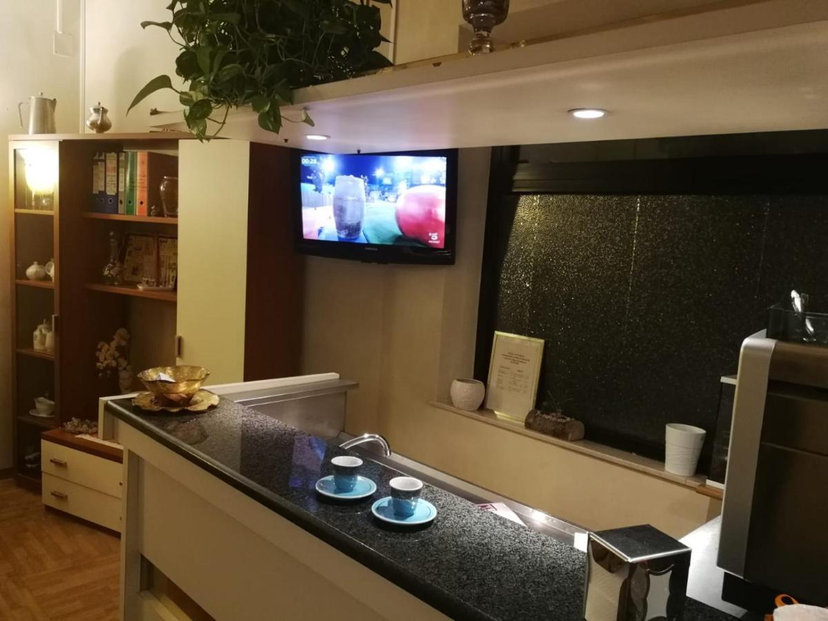 Hotel Centrale Chiusi Eksteriør billede